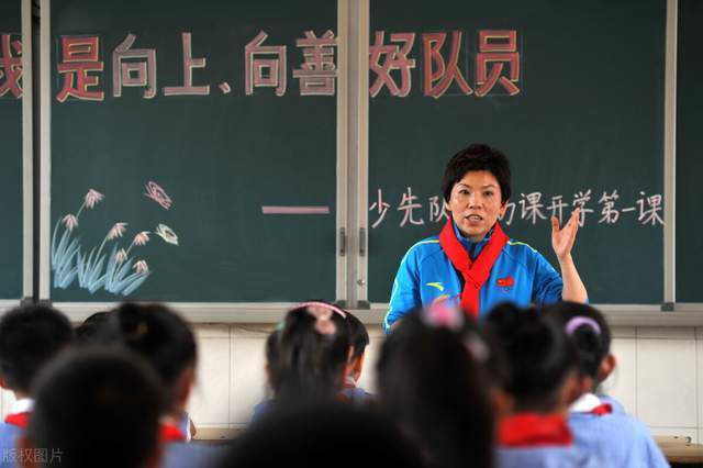 为了让普京总统一睹中国功夫的风采，少林寺这次可谓精英尽出，作为俗家弟子的谷尚尉也被召集回寺为总统表演武术